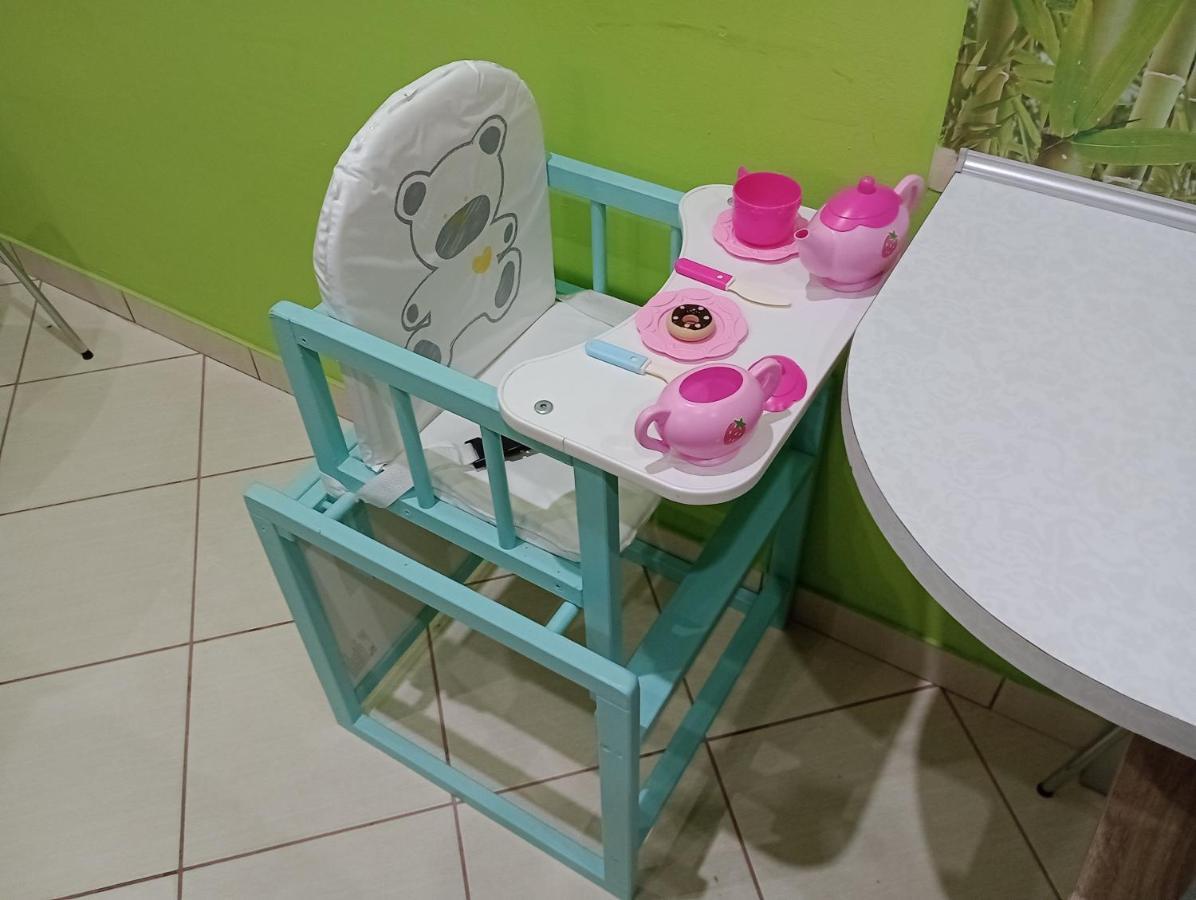 Apartament Venge -Cale Mieszkanie 46M2 Na Wylacznosc - Z Jedna Sypialnia I Jednym Sypialno-Salonem -3 Pietro Bez Windy- Rezerwacja Bez Karty Kredytowej-Klimatyzacja-Netflix-2 Lozeczka Dzieciece- Bezplatny Parking Publiczny Wrocław Extérieur photo