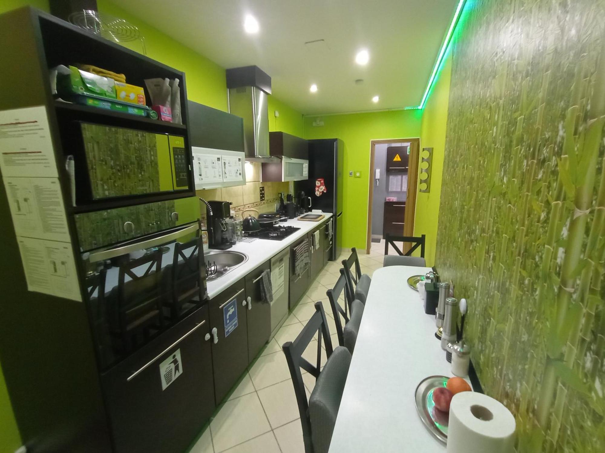 Apartament Venge -Cale Mieszkanie 46M2 Na Wylacznosc - Z Jedna Sypialnia I Jednym Sypialno-Salonem -3 Pietro Bez Windy- Rezerwacja Bez Karty Kredytowej-Klimatyzacja-Netflix-2 Lozeczka Dzieciece- Bezplatny Parking Publiczny Wrocław Extérieur photo