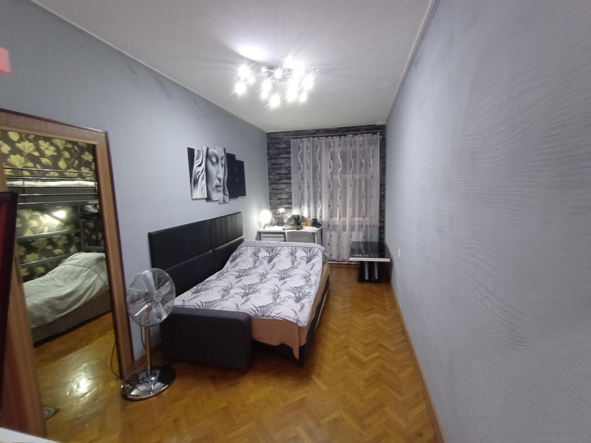 Appartement Apartament Venge -Cale Mieszkanie 46M2 Na Wylacznosc - Z Jedna Sypialnia I Jednym Sypialno-Salonem -3 Pietro Bez Windy- Rezerwacja Bez Karty Kredytowej-Klimatyzacja-Netflix-2 Lozeczka Dzieciece- Bezplatny Parking Publiczny à Wrocław Extérieur photo