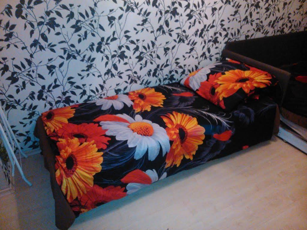 Apartament Venge -Cale Mieszkanie 46M2 Na Wylacznosc - Z Jedna Sypialnia I Jednym Sypialno-Salonem -3 Pietro Bez Windy- Rezerwacja Bez Karty Kredytowej-Klimatyzacja-Netflix-2 Lozeczka Dzieciece- Bezplatny Parking Publiczny Wrocław Extérieur photo
